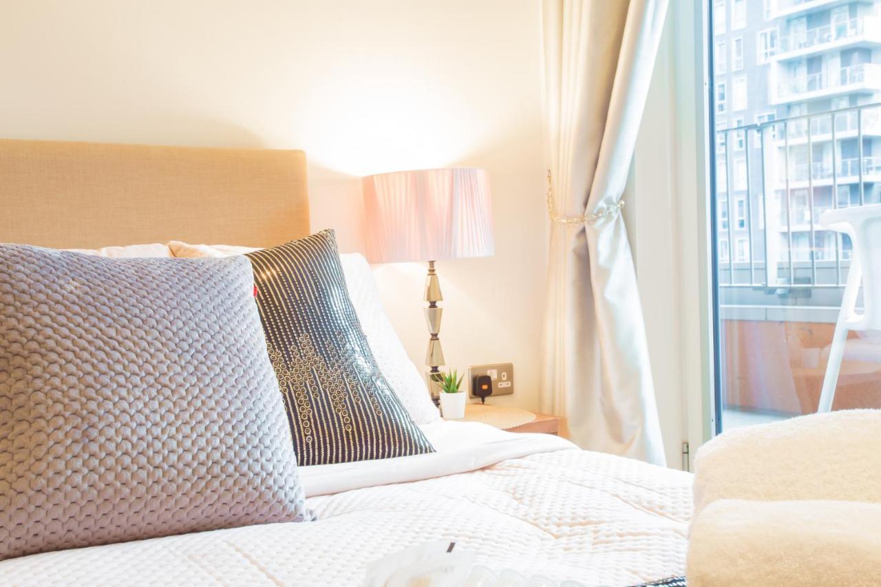 River Walk Suite - Canary Wharf Лондон Екстер'єр фото